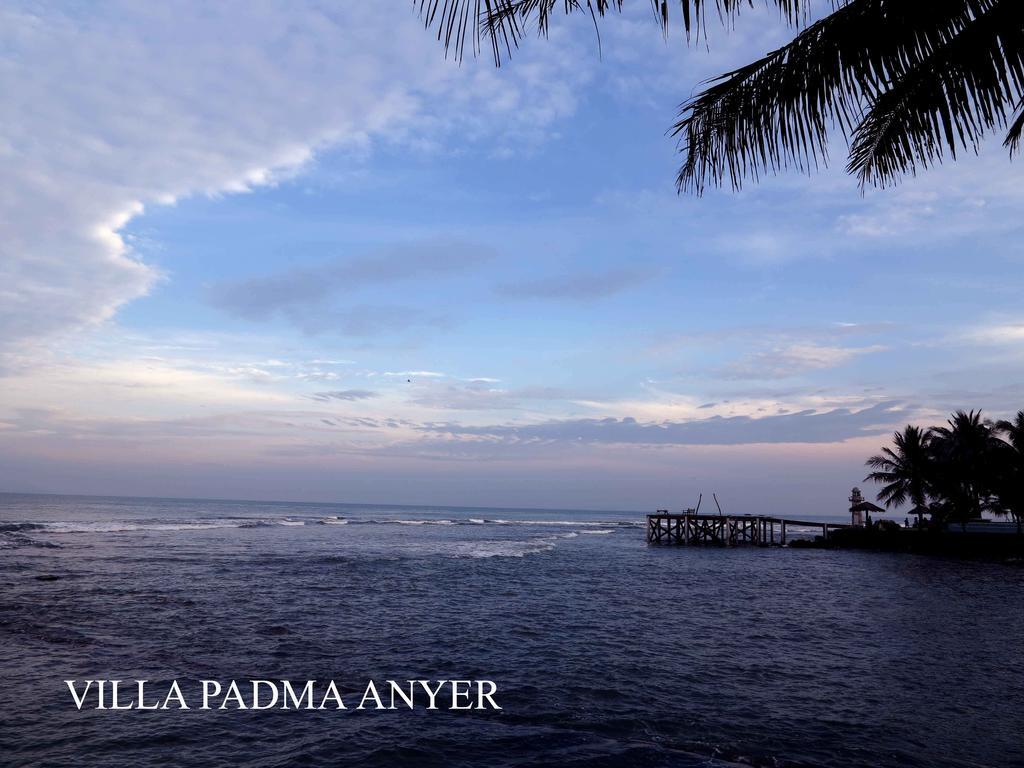 Padmadewi Anyer Villa & Hotel Bilik gambar